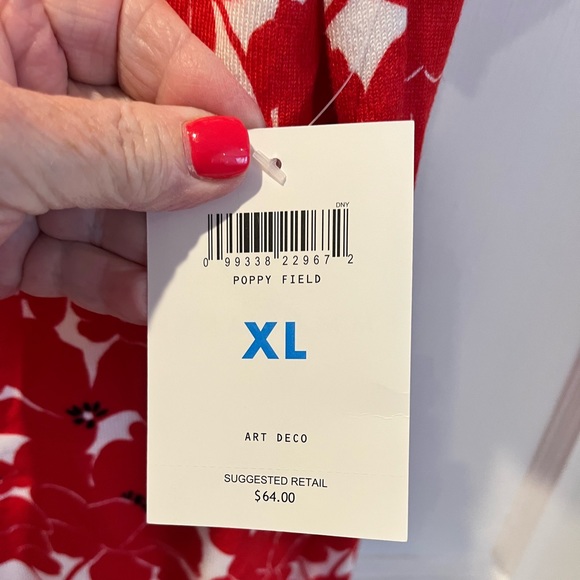 Ladies sweater top. Short sleeve. Size XL - Picture 3 of 4